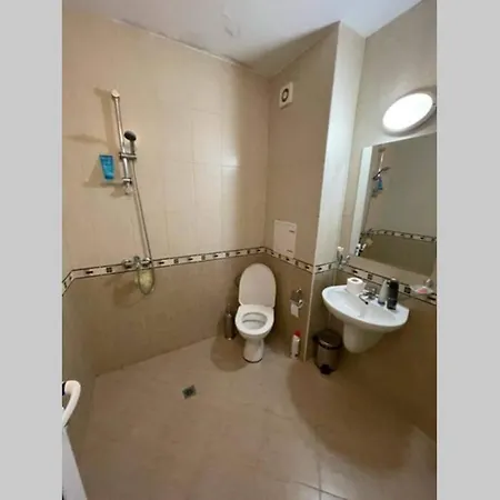 2 Bedroom Apartment In Central Sunny Beach Pool *