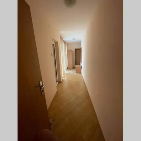 2 Bedroom Apartment In Central Sunny Beach Pool